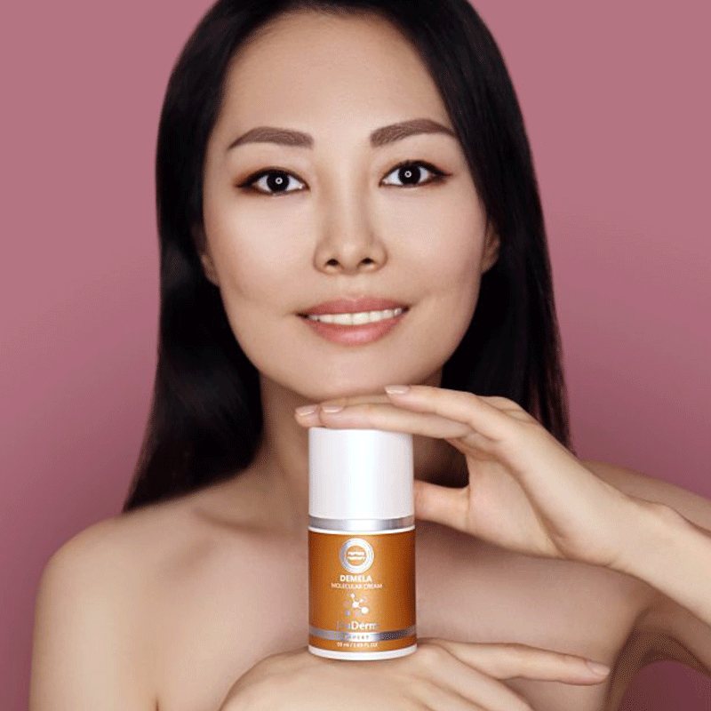 Demela |  Brightening Skincare