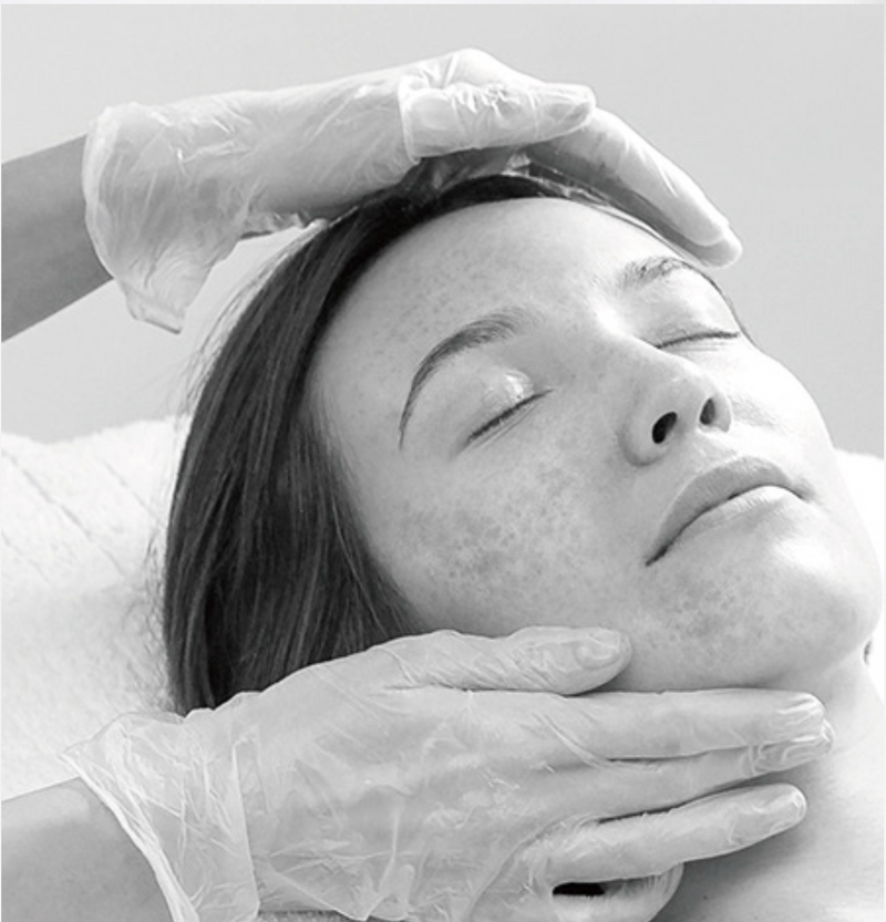 Brightening and Dark Spot Care Solution Program